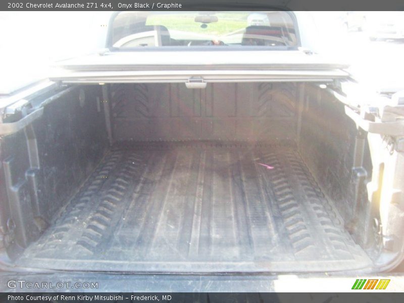 Onyx Black / Graphite 2002 Chevrolet Avalanche Z71 4x4