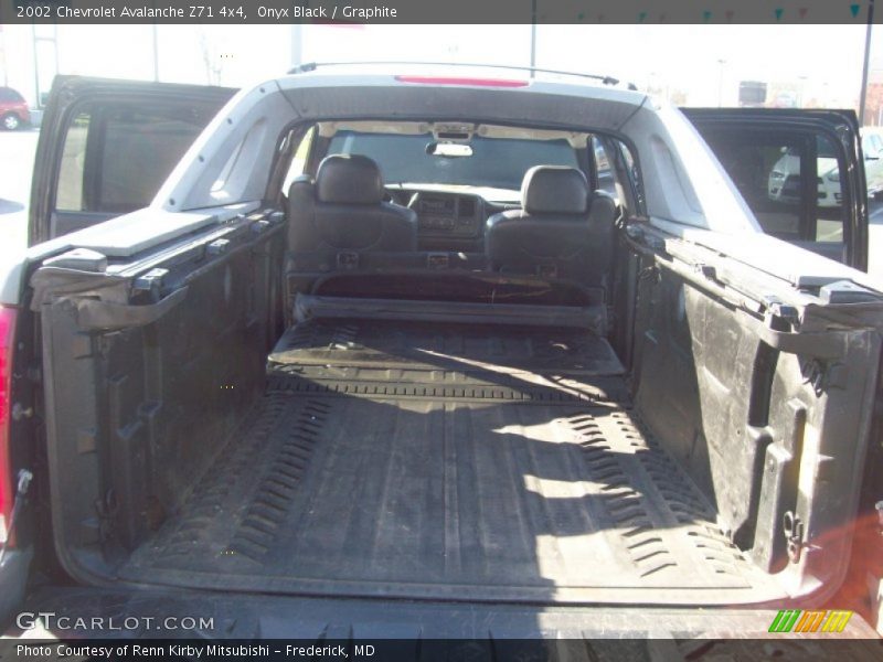 Onyx Black / Graphite 2002 Chevrolet Avalanche Z71 4x4