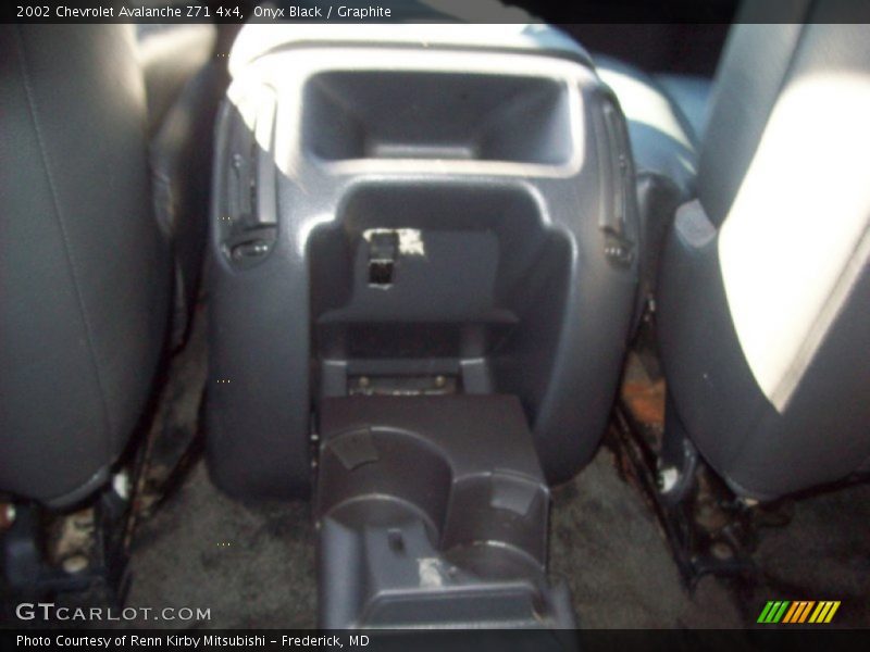 Onyx Black / Graphite 2002 Chevrolet Avalanche Z71 4x4