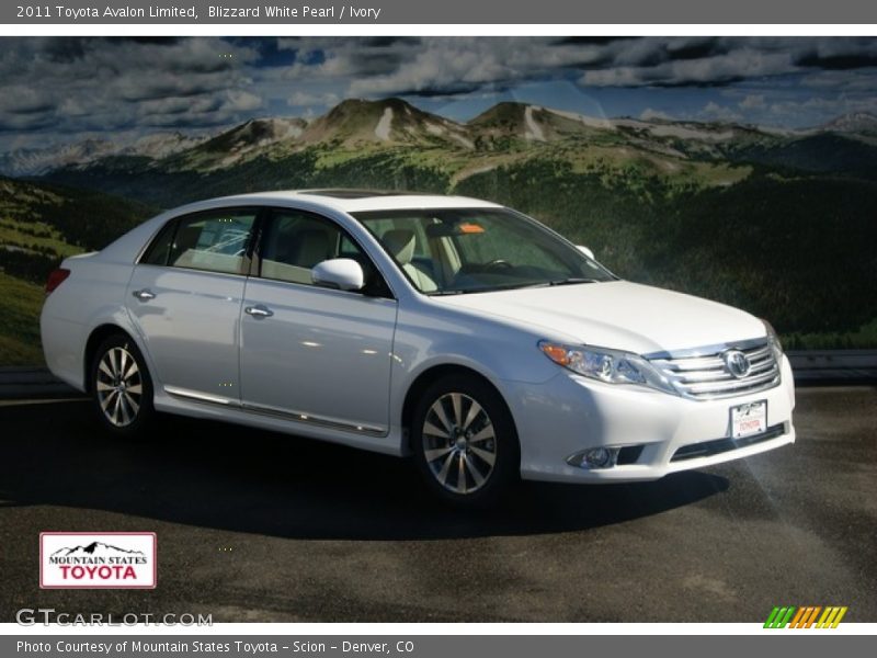 Blizzard White Pearl / Ivory 2011 Toyota Avalon Limited