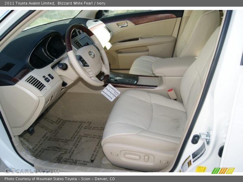 Blizzard White Pearl / Ivory 2011 Toyota Avalon Limited