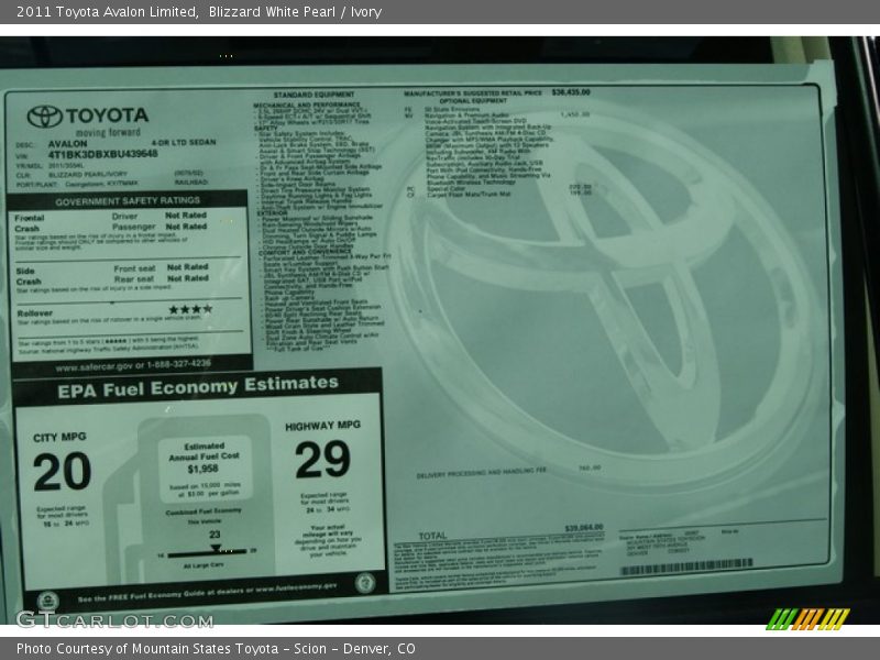 Blizzard White Pearl / Ivory 2011 Toyota Avalon Limited