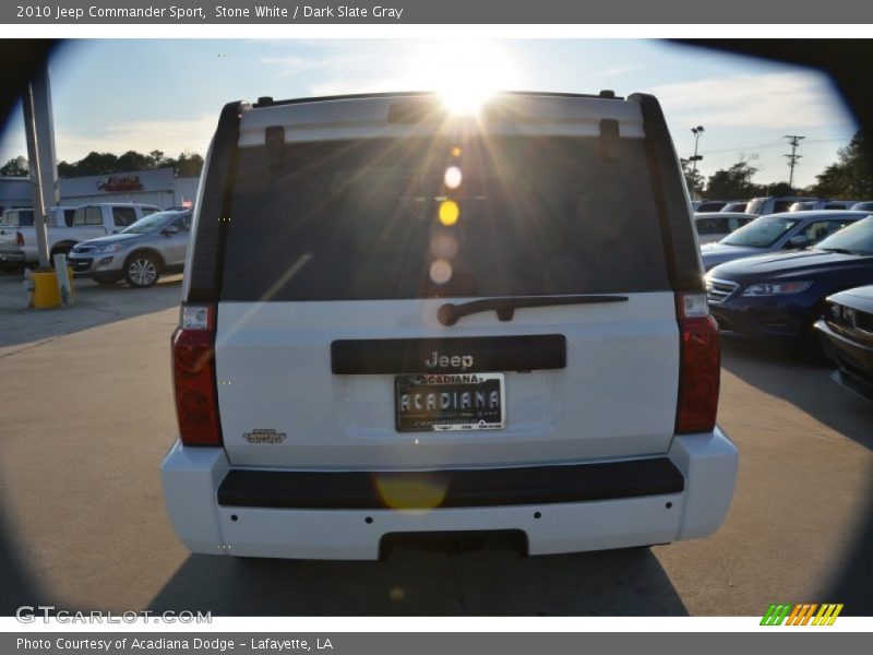 Stone White / Dark Slate Gray 2010 Jeep Commander Sport