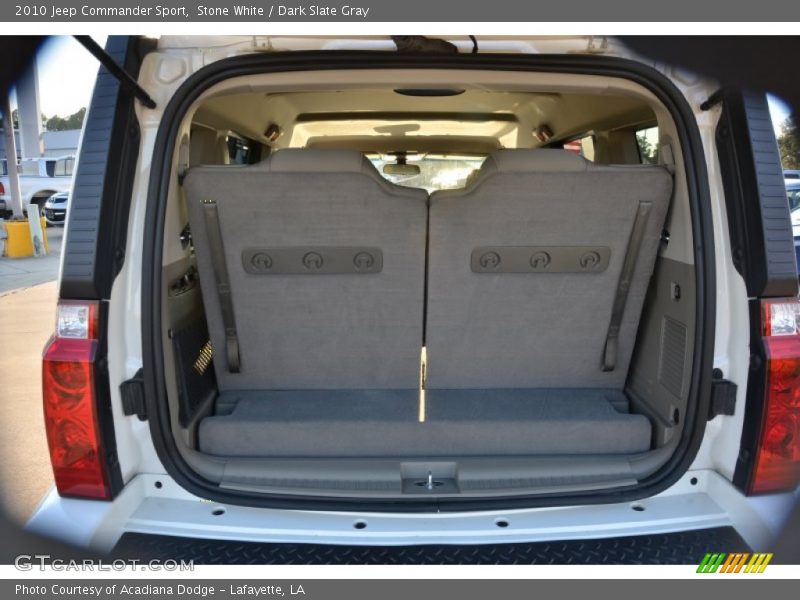Stone White / Dark Slate Gray 2010 Jeep Commander Sport