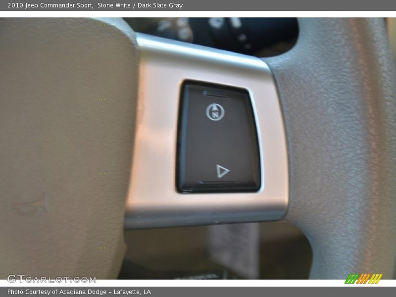 Stone White / Dark Slate Gray 2010 Jeep Commander Sport