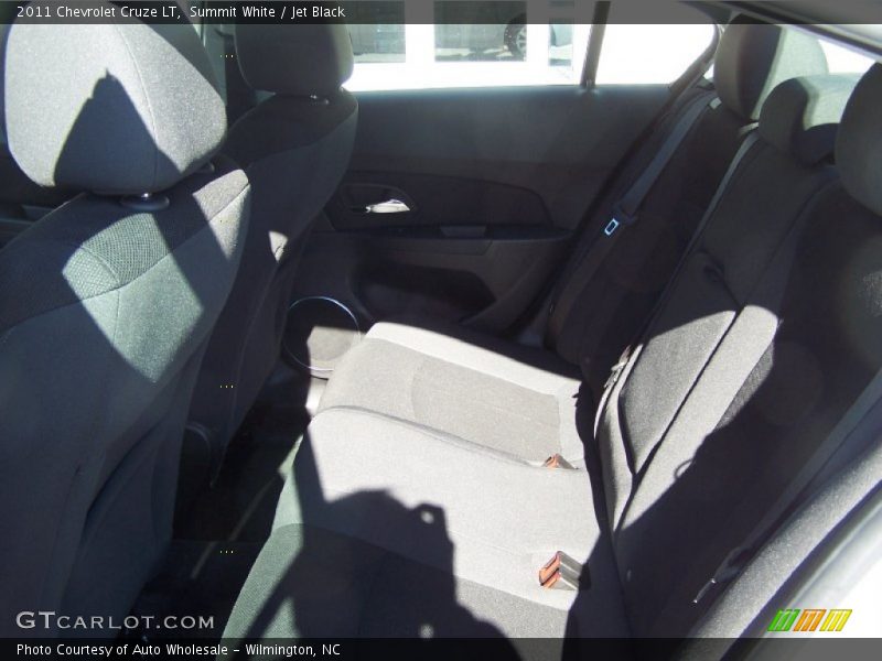 Summit White / Jet Black 2011 Chevrolet Cruze LT