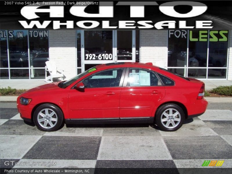 Passion Red / Dark Beige/Quartz 2007 Volvo S40 2.4i