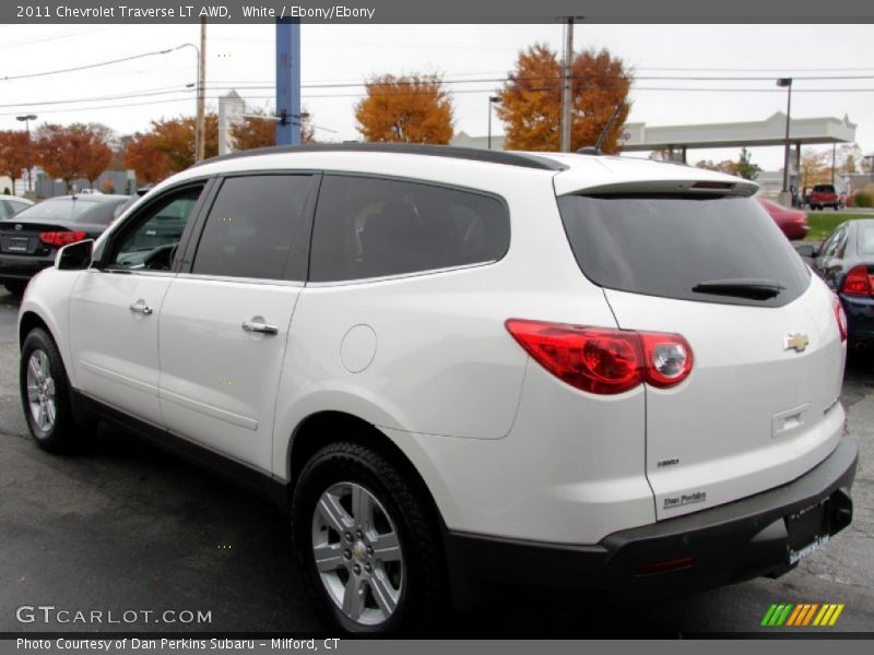 White / Ebony/Ebony 2011 Chevrolet Traverse LT AWD