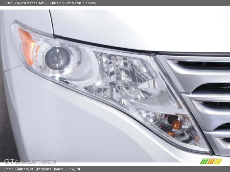 Classic Silver Metallic / Ivory 2009 Toyota Venza AWD