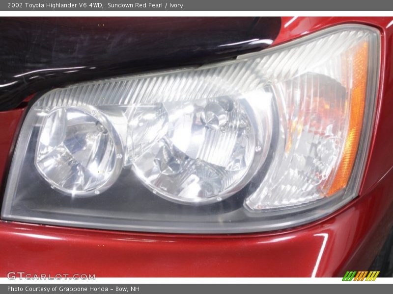 Sundown Red Pearl / Ivory 2002 Toyota Highlander V6 4WD
