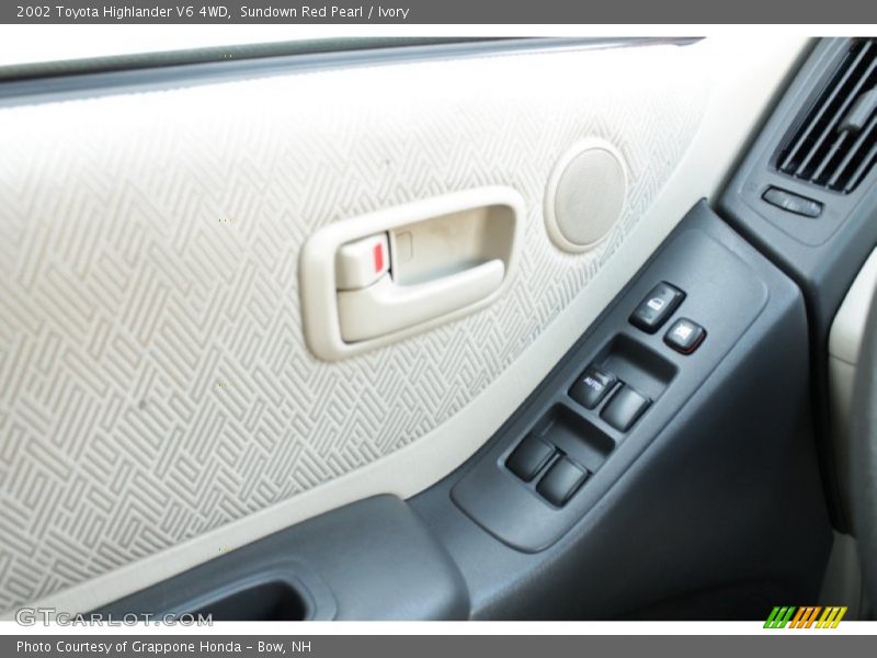 Sundown Red Pearl / Ivory 2002 Toyota Highlander V6 4WD
