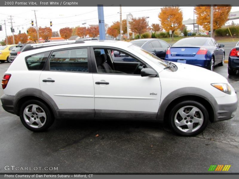 Frost White / Graphite 2003 Pontiac Vibe
