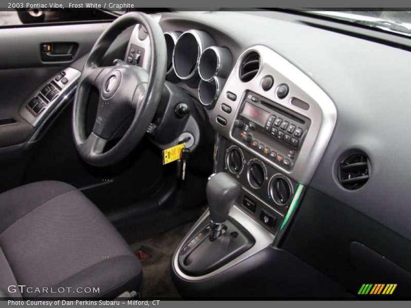 Frost White / Graphite 2003 Pontiac Vibe
