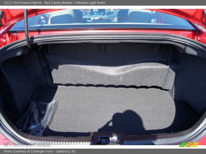  2012 Fusion Hybrid Trunk