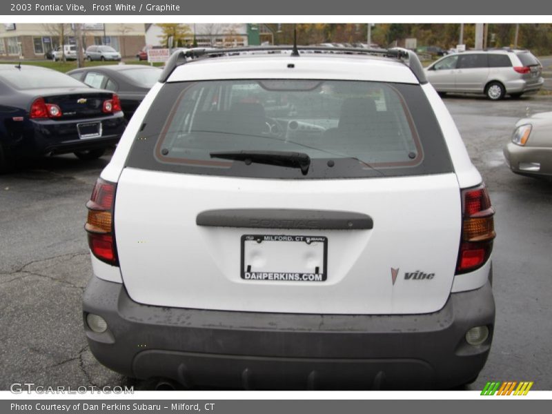 Frost White / Graphite 2003 Pontiac Vibe
