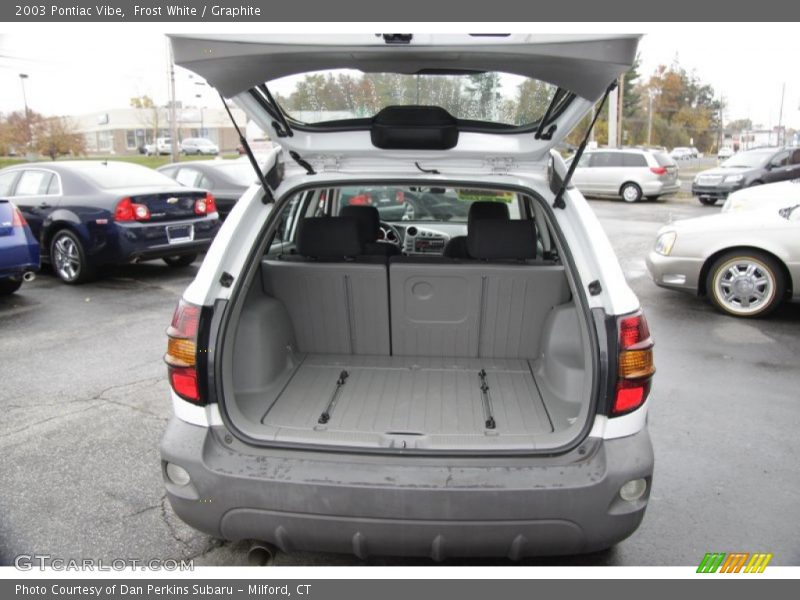 Frost White / Graphite 2003 Pontiac Vibe