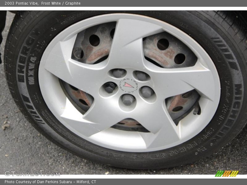 Frost White / Graphite 2003 Pontiac Vibe