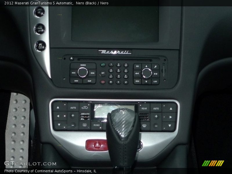 Controls of 2012 GranTurismo S Automatic