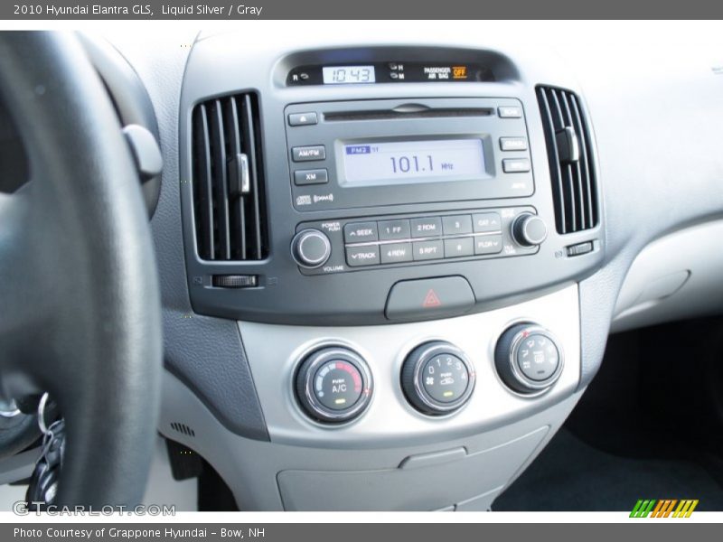 Liquid Silver / Gray 2010 Hyundai Elantra GLS