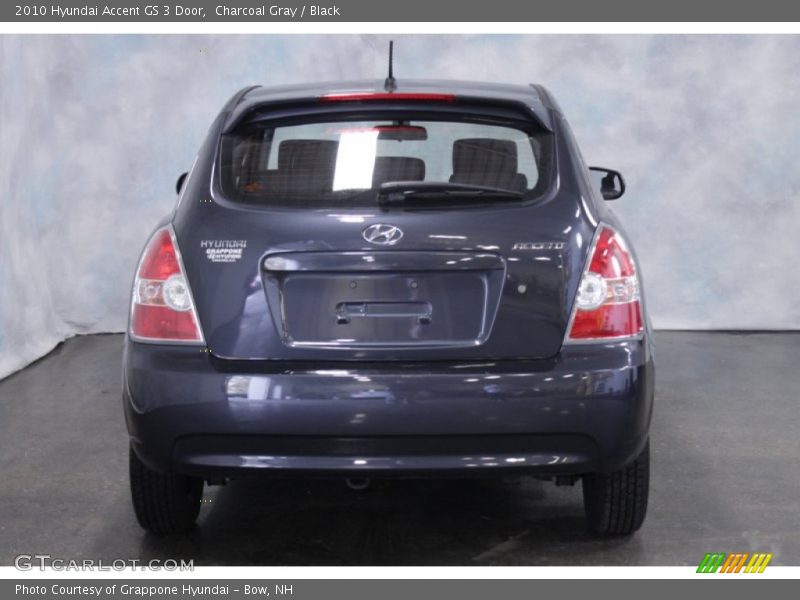 Charcoal Gray / Black 2010 Hyundai Accent GS 3 Door