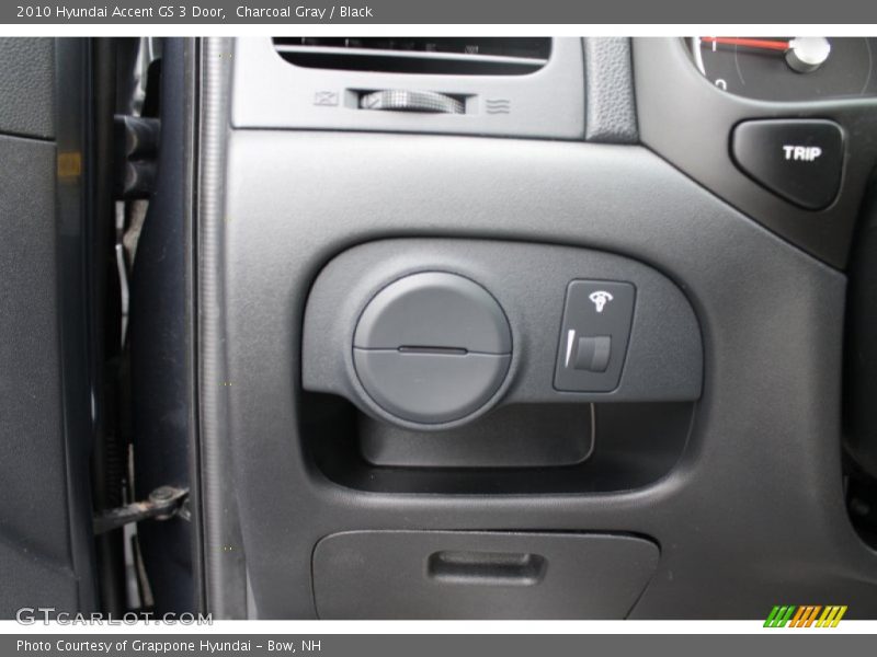 Charcoal Gray / Black 2010 Hyundai Accent GS 3 Door