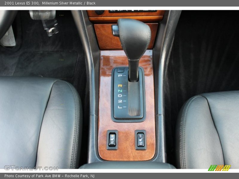 Millenium Silver Metallic / Black 2001 Lexus ES 300