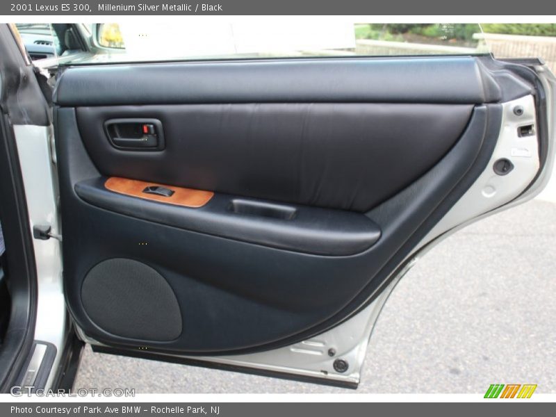 Millenium Silver Metallic / Black 2001 Lexus ES 300