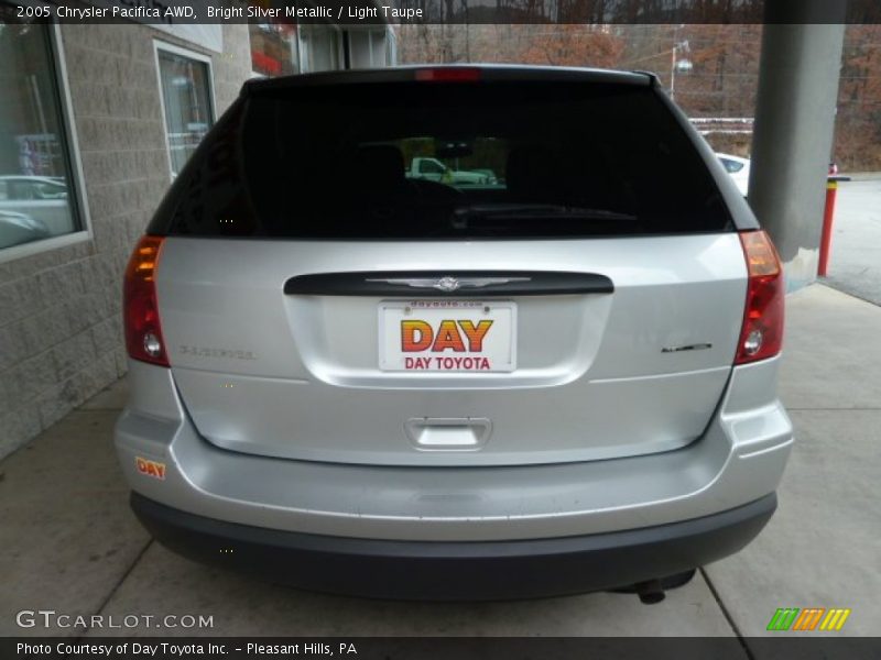 Bright Silver Metallic / Light Taupe 2005 Chrysler Pacifica AWD