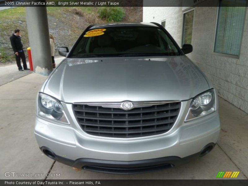 Bright Silver Metallic / Light Taupe 2005 Chrysler Pacifica AWD