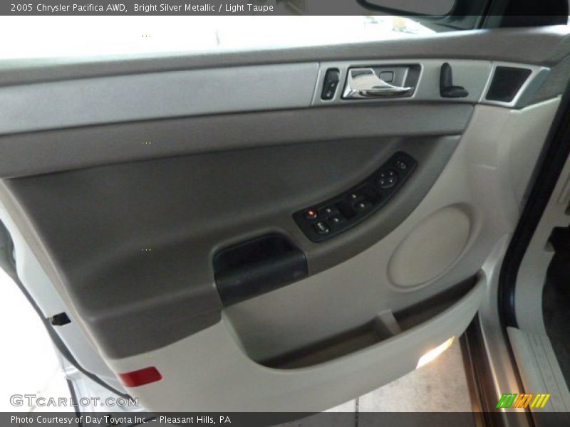 Bright Silver Metallic / Light Taupe 2005 Chrysler Pacifica AWD