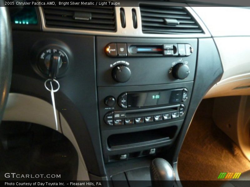 Bright Silver Metallic / Light Taupe 2005 Chrysler Pacifica AWD