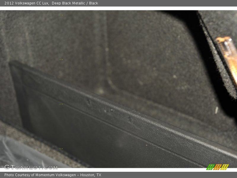 Deep Black Metallic / Black 2012 Volkswagen CC Lux