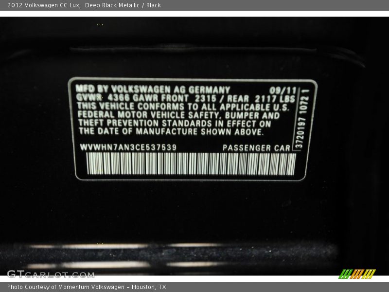 Deep Black Metallic / Black 2012 Volkswagen CC Lux