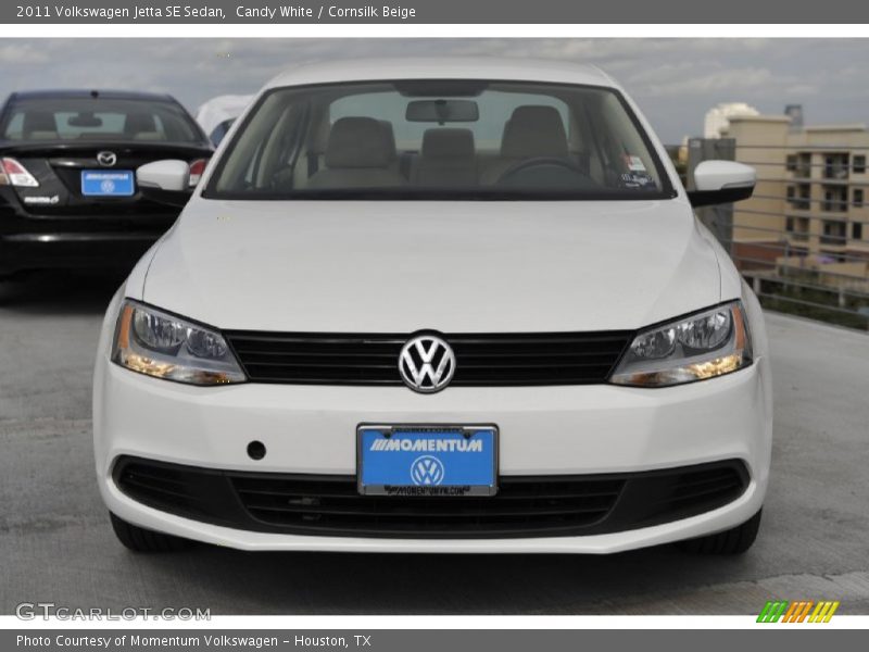 Candy White / Cornsilk Beige 2011 Volkswagen Jetta SE Sedan