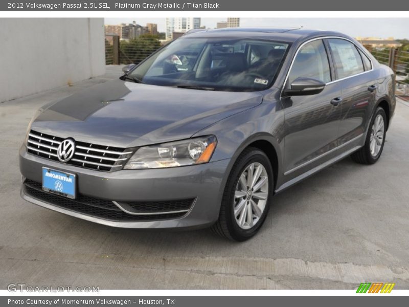 Platinum Gray Metallic / Titan Black 2012 Volkswagen Passat 2.5L SEL