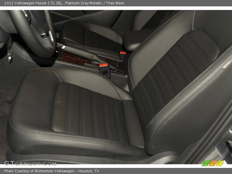 Platinum Gray Metallic / Titan Black 2012 Volkswagen Passat 2.5L SEL