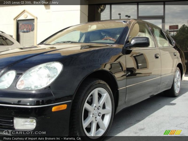 Black Onyx / Ivory 2005 Lexus GS 300