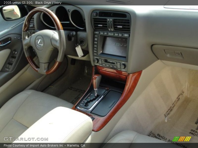 Black Onyx / Ivory 2005 Lexus GS 300