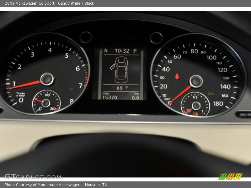 Candy White / Black 2009 Volkswagen CC Sport