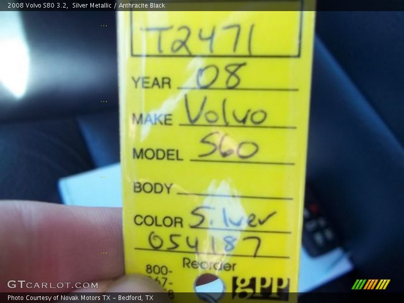Silver Metallic / Anthracite Black 2008 Volvo S80 3.2
