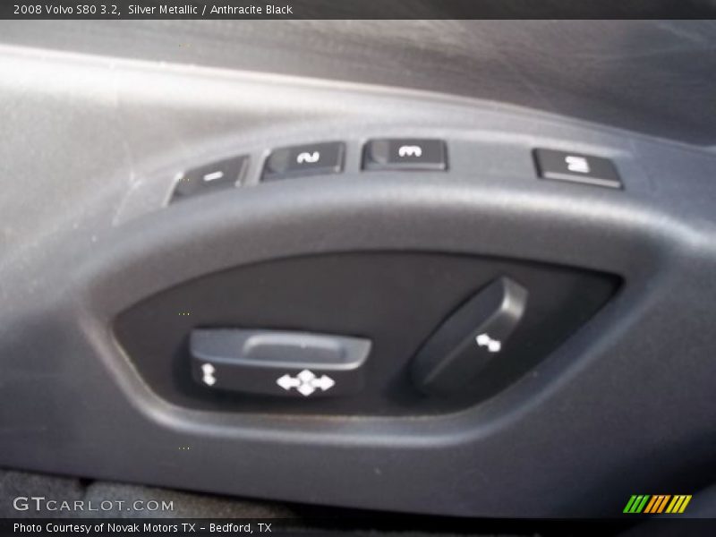 Silver Metallic / Anthracite Black 2008 Volvo S80 3.2