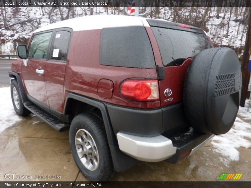 Brick Red / Dark Charcoal 2011 Toyota FJ Cruiser 4WD
