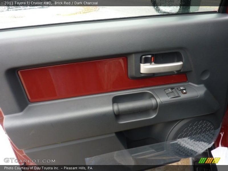 Brick Red / Dark Charcoal 2011 Toyota FJ Cruiser 4WD