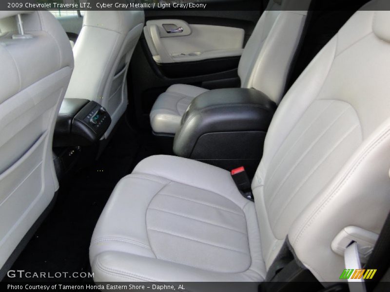 Cyber Gray Metallic / Light Gray/Ebony 2009 Chevrolet Traverse LTZ