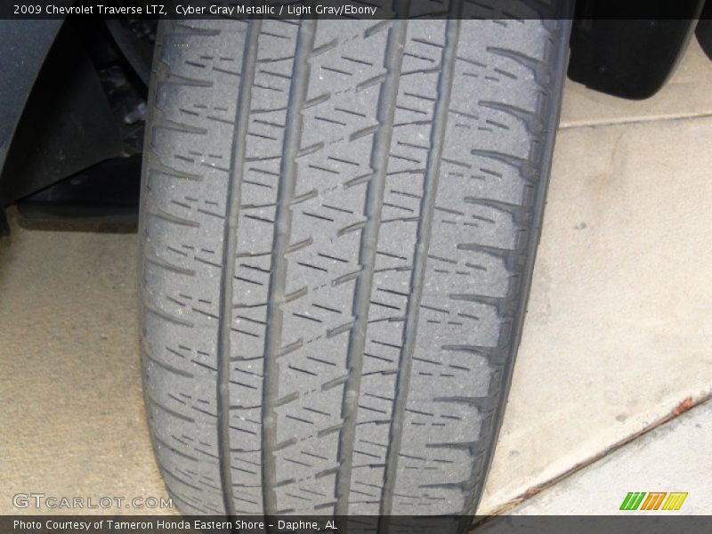 Cyber Gray Metallic / Light Gray/Ebony 2009 Chevrolet Traverse LTZ