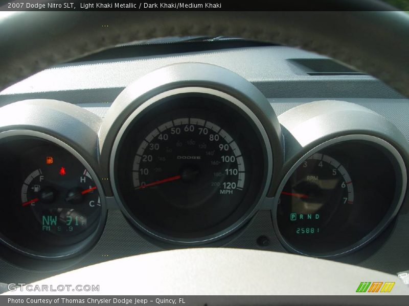 Light Khaki Metallic / Dark Khaki/Medium Khaki 2007 Dodge Nitro SLT