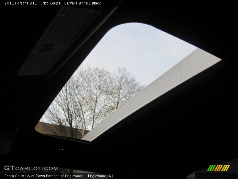 Carrara White / Black 2011 Porsche 911 Turbo Coupe