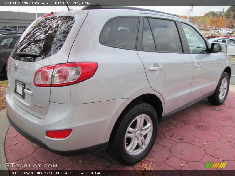 Radiant Silver / Gray 2010 Hyundai Santa Fe GLS