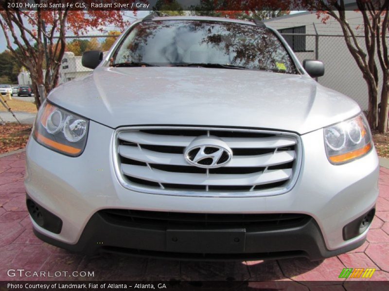 Radiant Silver / Gray 2010 Hyundai Santa Fe GLS