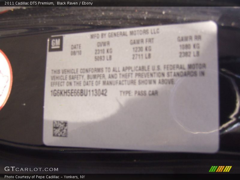 Black Raven / Ebony 2011 Cadillac DTS Premium